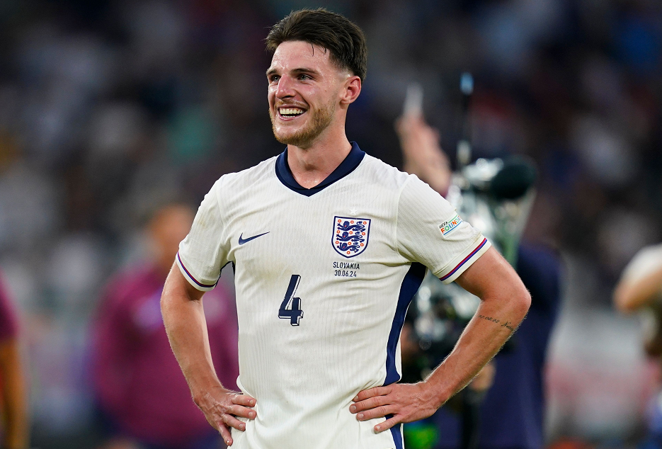 28-0杀人诛心！赖斯头球建功，英格兰2-0安道尔夺世预赛35场不败