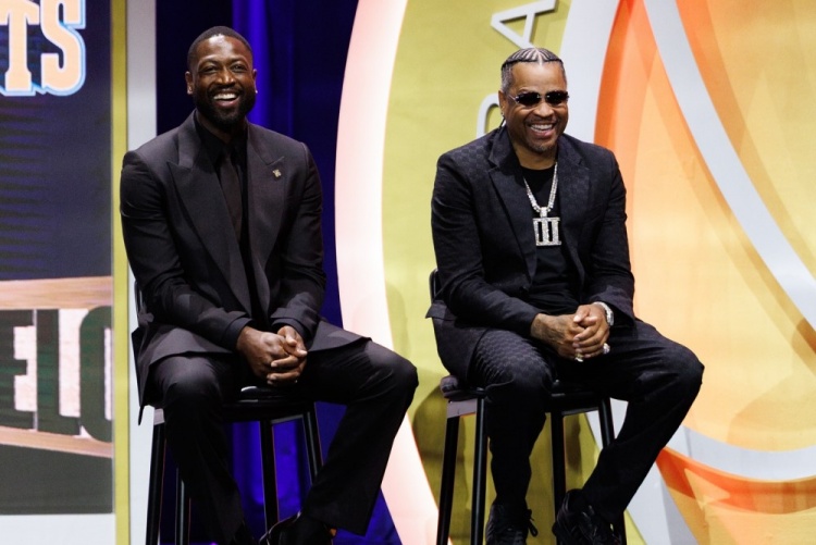 kaiyun.com-韦德致敬瓜哥：或许生来背负磨难 但你用坚持书写了胜利的篇章！