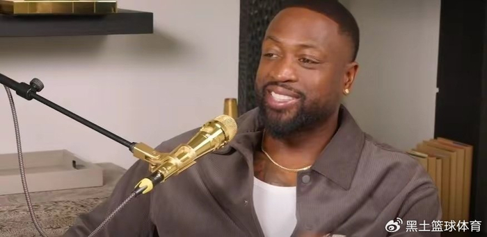 kaiyun体育app-乔丹詹姆斯谁是GOAT？韦德一句话结束争议，网友：没毛病|德维恩·韦德|芝加哥公牛队|迈克尔·乔丹|NBA总冠军|nba_新浪体育_新浪新闻